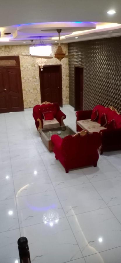 Hotel Pak Continental Мултан Екстериор снимка